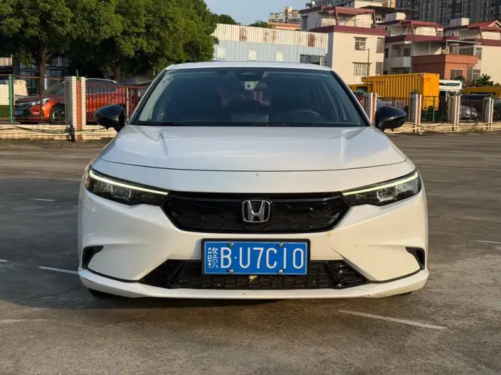 Model Ge 2022 Model 240TURBO CVT Exclusive Edition