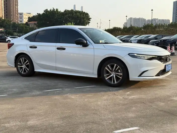 Model Ge 2022 Model 240TURBO CVT Exclusive Edition