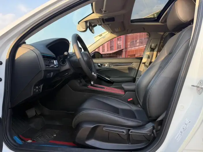 Model Ge 2022 Model 240TURBO CVT Exclusive Edition – фото 9