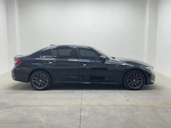 BMW 3 Series 2023 Model 330Li M Sports Night Set – фото 8