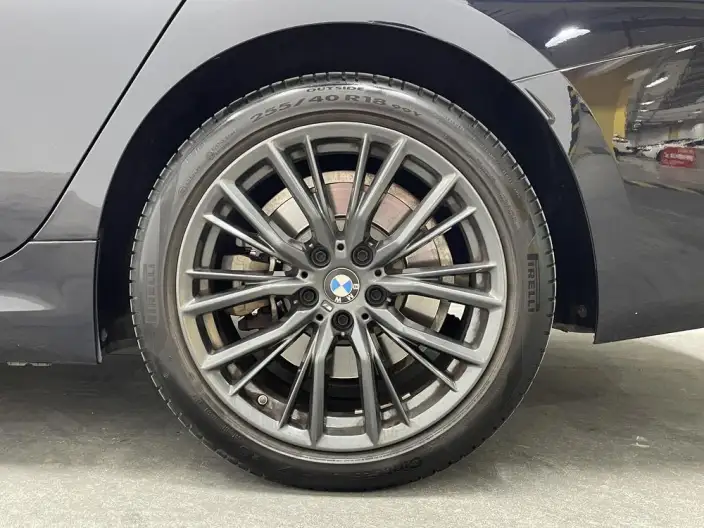 BMW 3 Series 2023 Model 330Li M Sports Night Set – фото 9