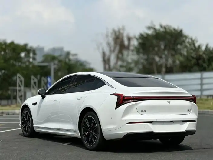 NETA S 2023 Model EV 520 Rear Drive Edition – фото 4