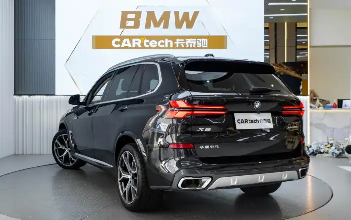 BMW X5 2023 Model xDrive30Li Exclusive Model M Sports Set – фото 4