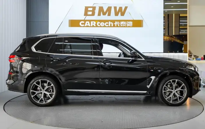 BMW X5 2023 Model xDrive30Li Exclusive Model M Sports Set – фото 7