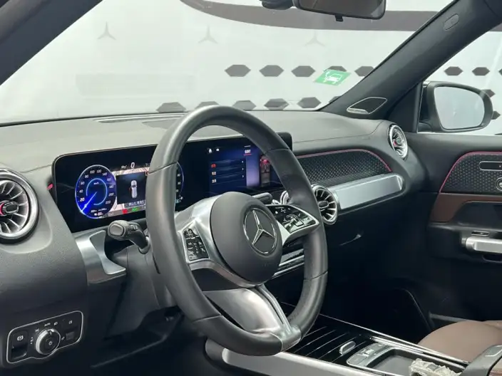 Mercedes-Benz EQB 2025 Model EQB 260 – фото 8