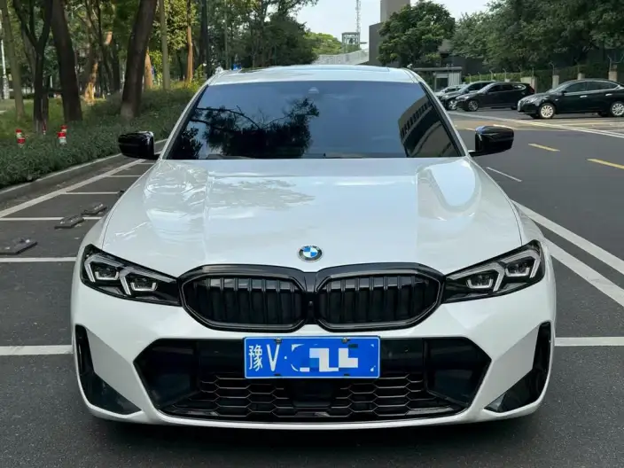 BMW 3 Series 2025 Model 330i M Sports Night Set – фото 2