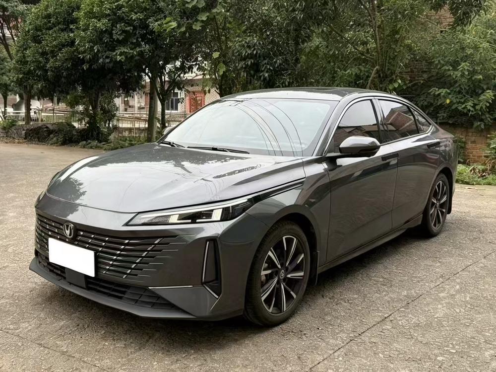 Changan Eado 2024 1.5T DCT Premium – фото 1