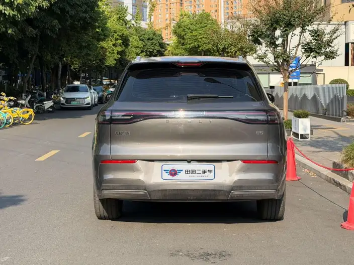 Geely Galaxy E5 2026 Model 610km Tiggo + Edition – фото 4