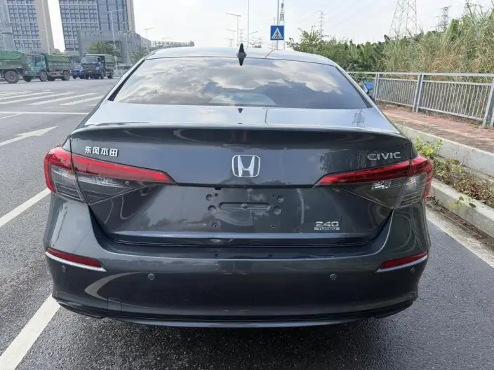Honda Civic 2022 Model 240TURBO CVT Dynamic Edition – фото 5