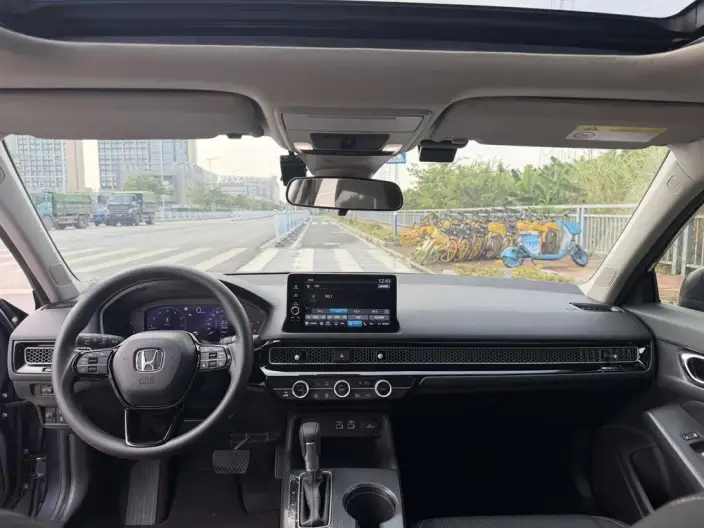 Honda Civic 2022 Model 240TURBO CVT Dynamic Edition – фото 7