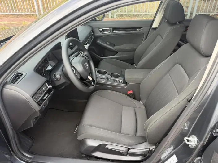Honda Civic 2022 Model 240TURBO CVT Dynamic Edition – фото 8