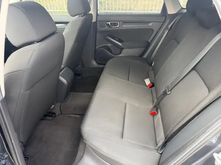 Honda Civic 2022 Model 240TURBO CVT Dynamic Edition – фото 9