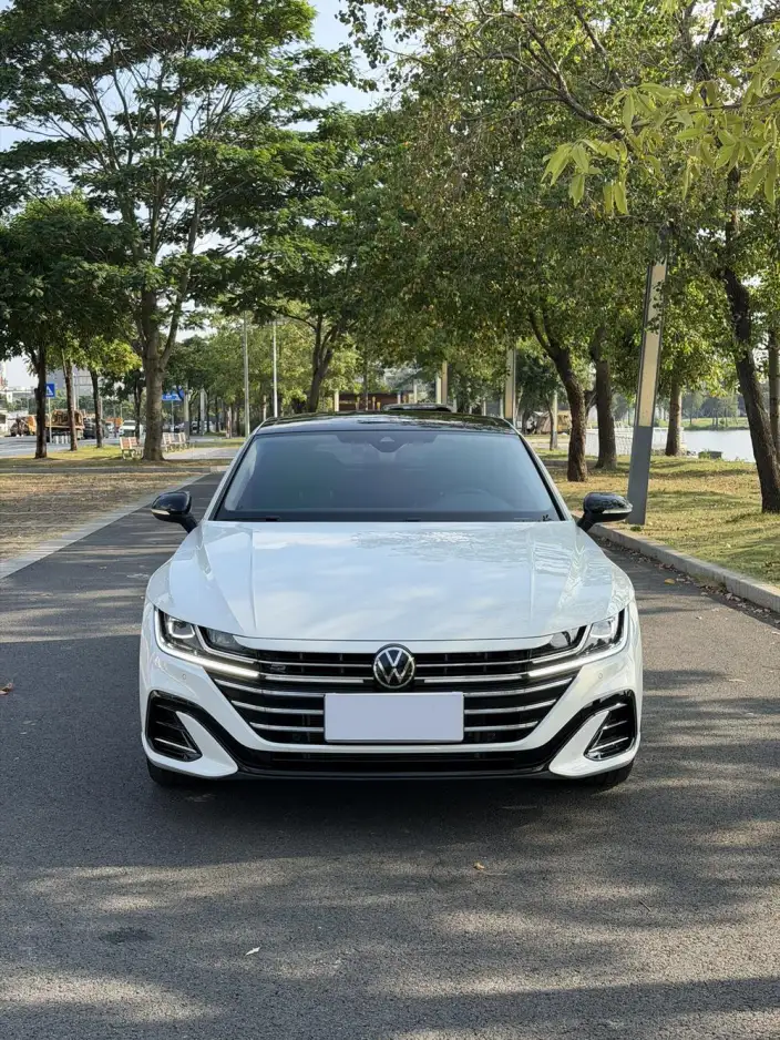 Volkswagen CC 2024 Model 380TSI Eye-catching version – фото 2