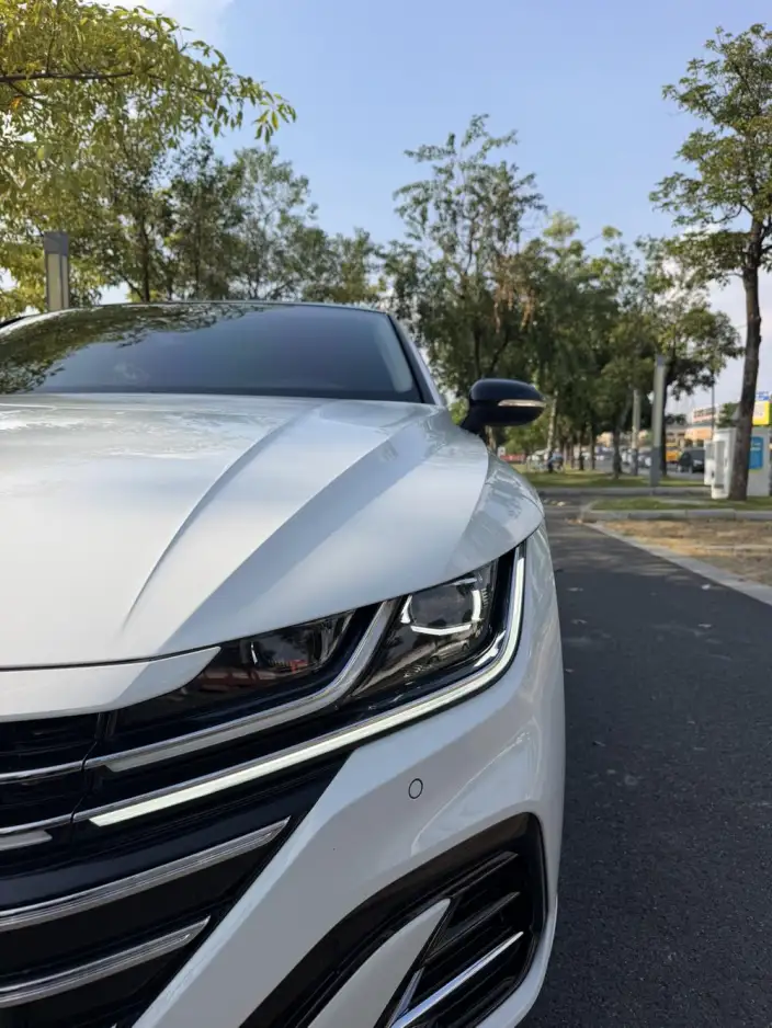 Volkswagen CC 2024 Model 380TSI Eye-catching version – фото 9