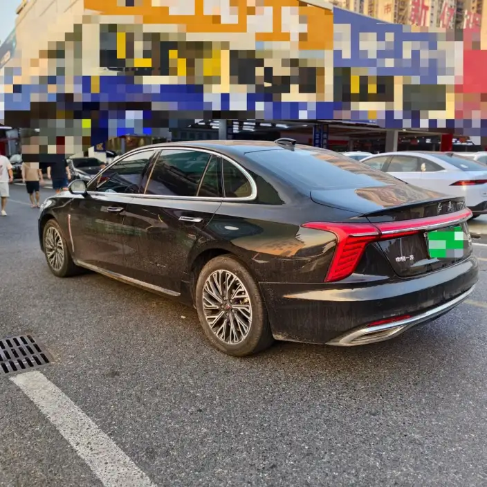 Hongqi H5 2025 Model 2.0T Automatic Flag Enjoy Edition – фото 4