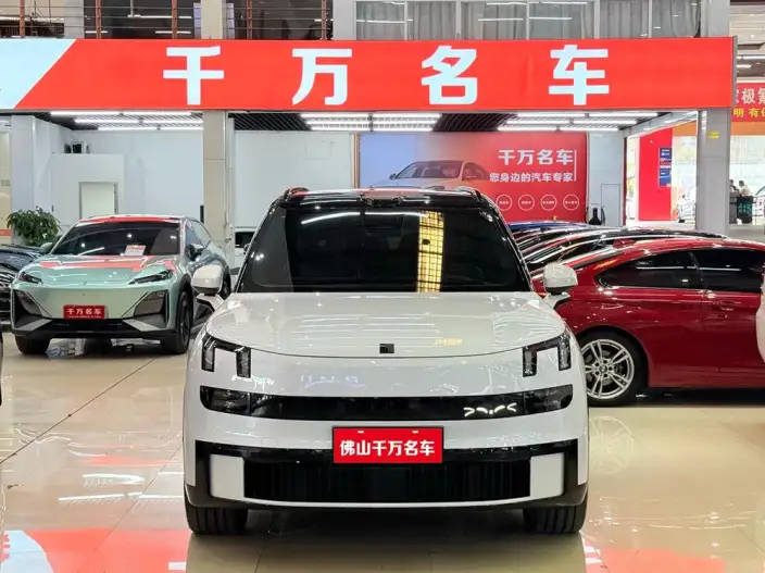 Lynk & Co 900 2025 Model 2.0T Tiggo Edition VI seat