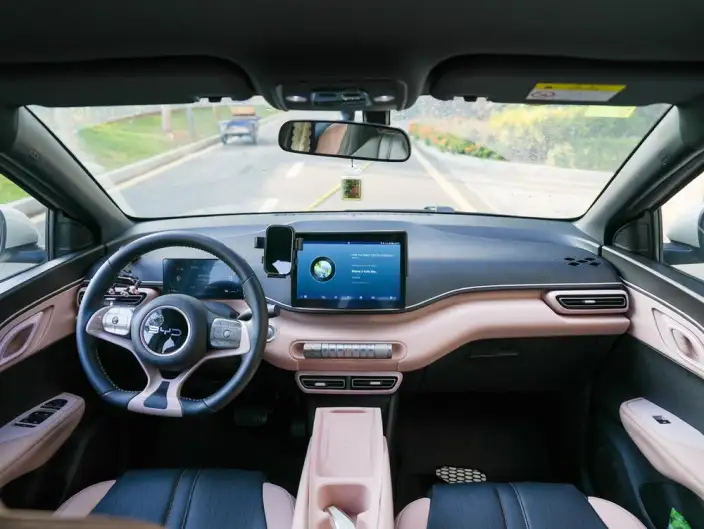 BYD Seagull 2025 Model 305KM Free Edition – фото 7