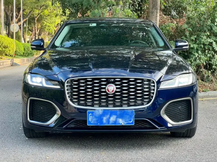 Jaguar XFL 2022 Model 2.0T P250 2WD Exclusive Deluxe Edition – фото 2