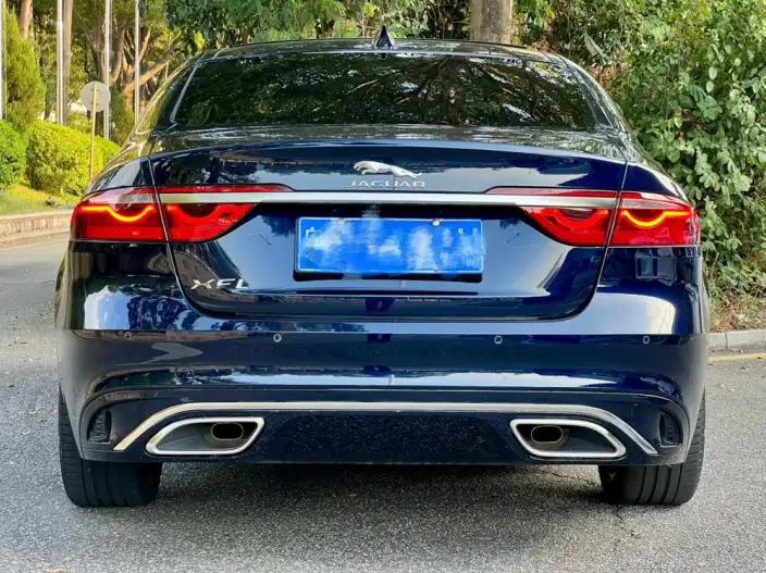Jaguar XFL 2022 Model 2.0T P250 2WD Exclusive Deluxe Edition – фото 4