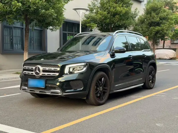 Mercedes-Benz GLB 2023 Model GLB 200 Dynamic Model – фото 1