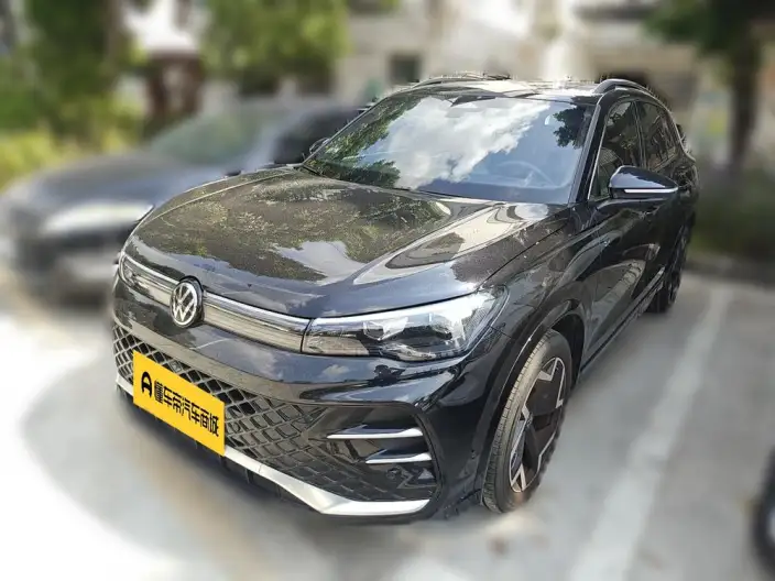 Volkswagen Tiguan L 2025 Model Pro 380TSI 2WD R-Line Smart collar Edition – фото 1