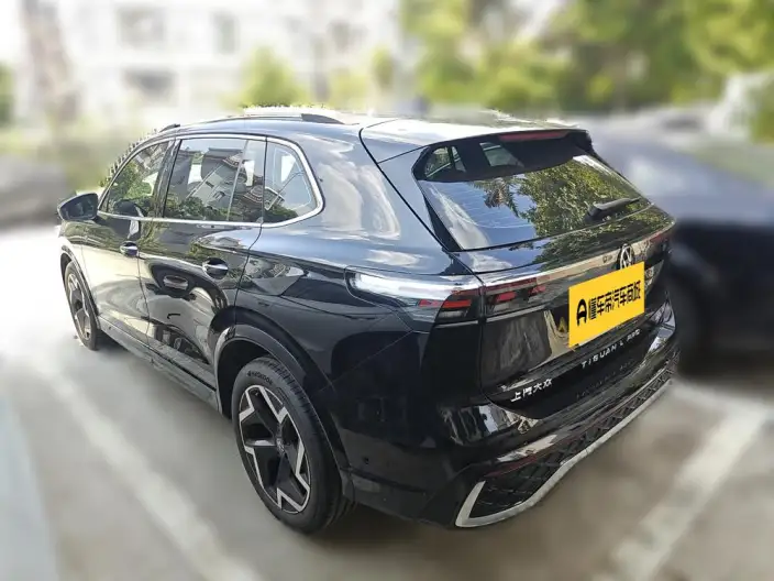 Volkswagen Tiguan L 2025 Model Pro 380TSI 2WD R-Line Smart collar Edition – фото 4