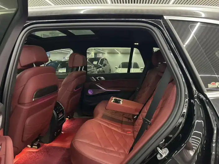 BMW X5 2022 Model Facelift xDrive 40Li M Sports Set – фото 9