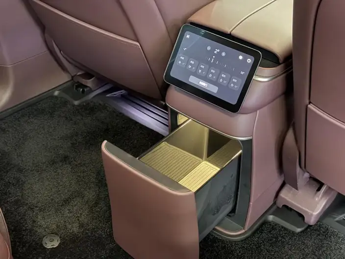 NIO ES8 2026 Model VI seat Executive Signature Edition – фото 10