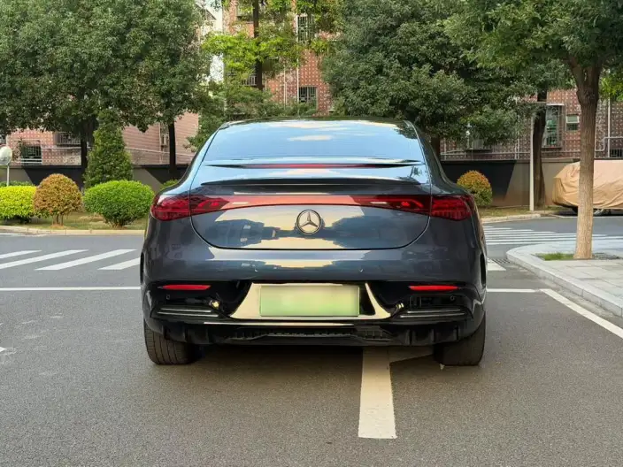 Mercedes-Benz EQE 2022 Model EQE 350 Pioneer Edition – фото 5
