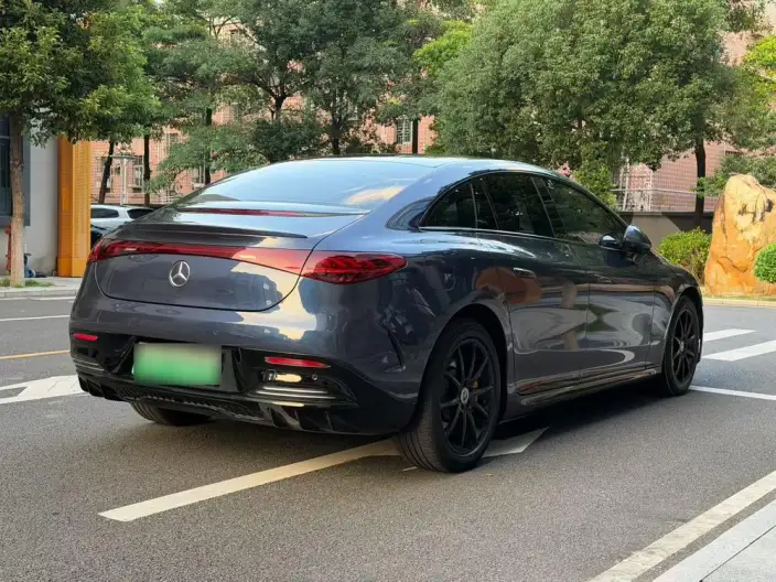Mercedes-Benz EQE 2022 Model EQE 350 Pioneer Edition – фото 6