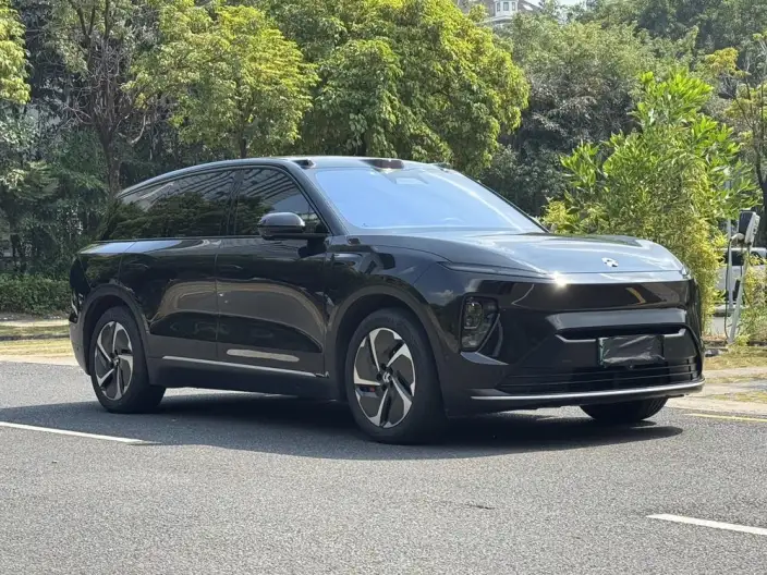 NIO ES8 2023 Model 100kWh Executive Edition – фото 3
