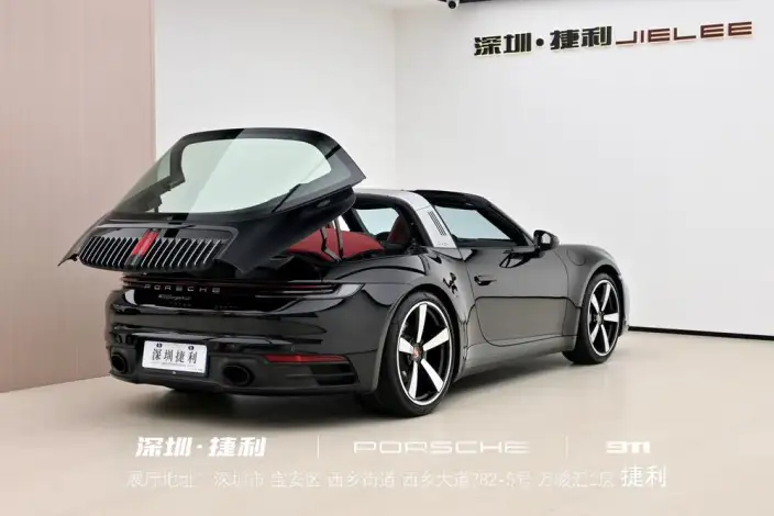 PORSCHE 911 2022 Model Targa 4 3.0T – фото 4
