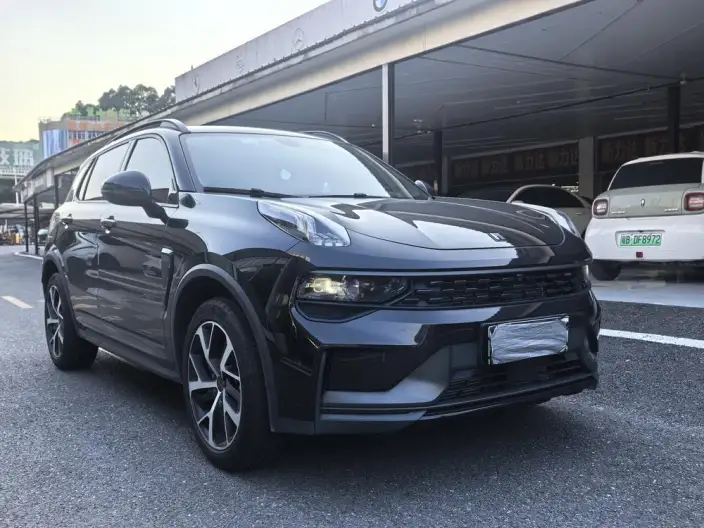 Lynk & Co 01 EM-P 2022 Model 1.5TD Plus