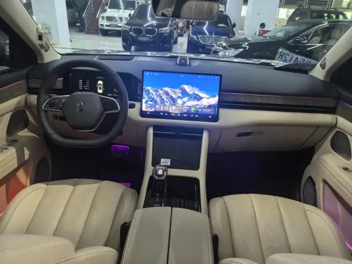 Aito M7 2022 Model 4WD Deluxe Edition – фото 10
