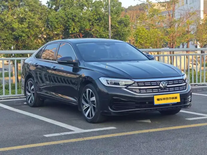 Volkswagen Sagitar 2024 Model 300TSI DSG Superior Edition – фото 3