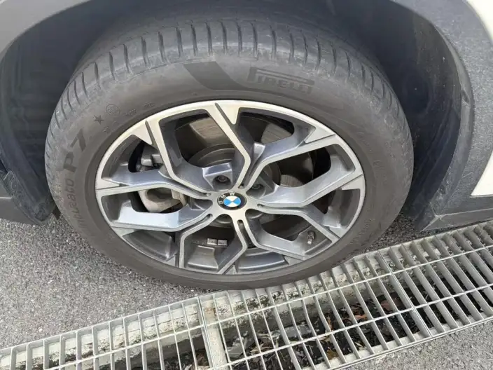 BMW X1 2022 Model sDrive25Li Leading Model – фото 4