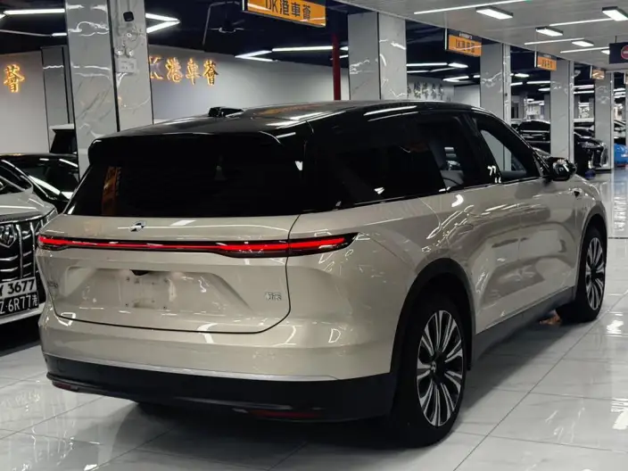 NIO ES8 2024 Model 75kWh – фото 5