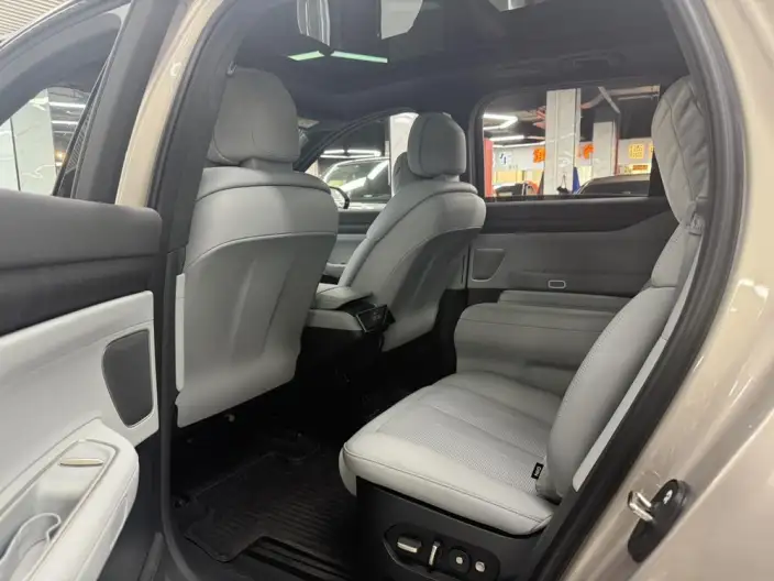 NIO ES8 2024 Model 75kWh – фото 9
