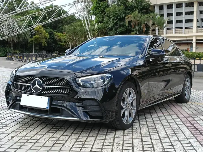 Mercedes-Benz E-Class 2023 Model E 300 L Luxury Model Sports sedan – фото 1