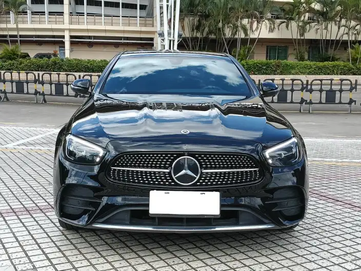 Mercedes-Benz E-Class 2023 Model E 300 L Luxury Model Sports sedan – фото 2