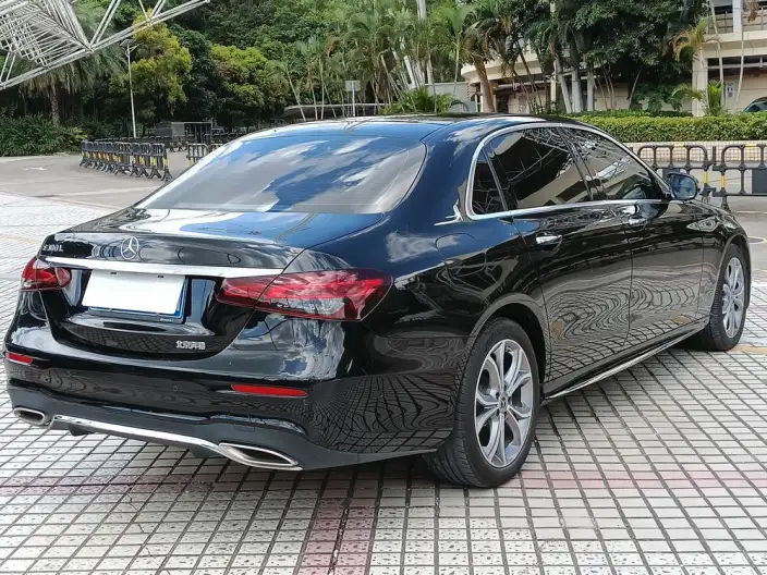 Mercedes-Benz E-Class 2023 Model E 300 L Luxury Model Sports sedan – фото 7