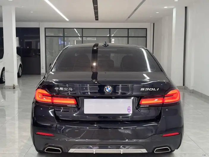 BMW 5 Series 2023 Model 530Li Exclusive Model M Sports Set – фото 5