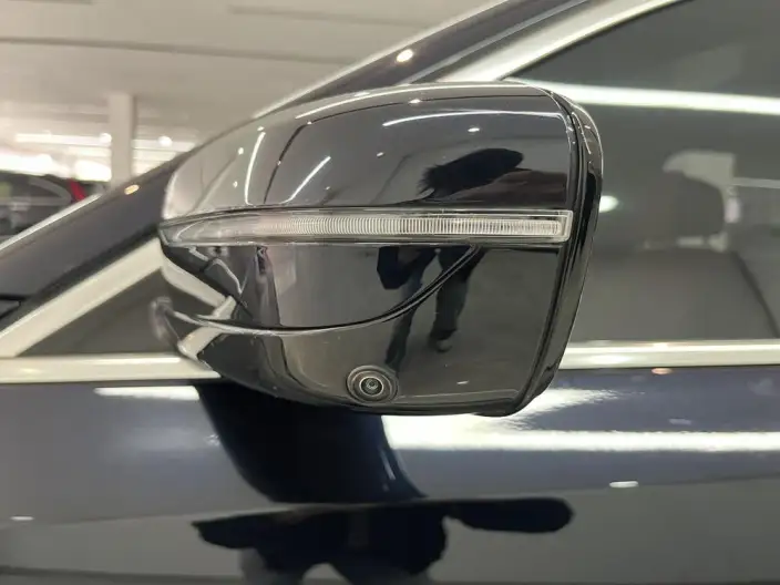 BMW 5 Series 2023 Model 530Li Exclusive Model M Sports Set – фото 8