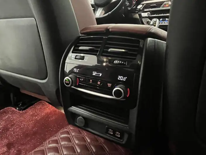BMW 5 Series 2023 Model 530Li Exclusive Model M Sports Set – фото 9