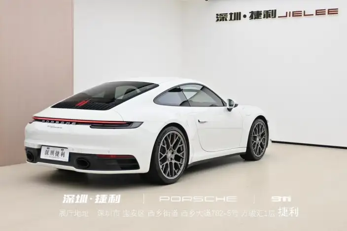 PORSCHE 911 2023 Model Carrera 3.0T – фото 4
