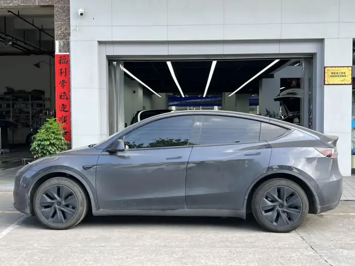 Model Y 2024 Model Rear-wheel drive version – фото 3