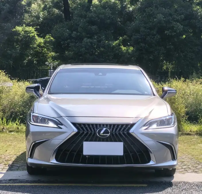 Lexus ES 2024 Model 200 Premium