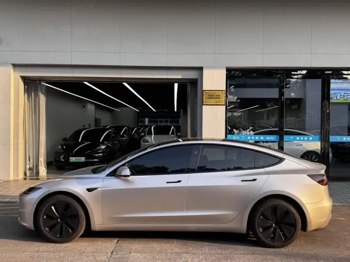 Model 3 2025 Model Rear-wheel drive version – фото 2