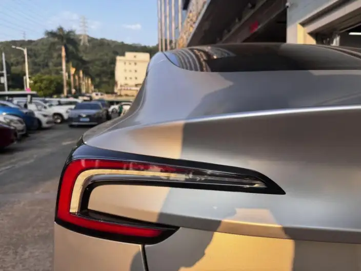 Model 3 2025 Model Rear-wheel drive version – фото 5