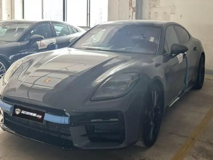 Panamera 2026 Model Panamera GTS 4.0T – фото 1